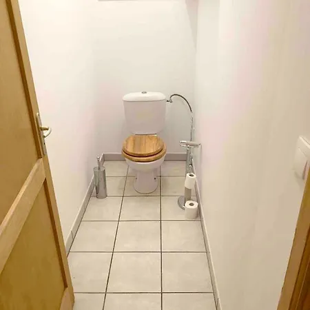 De 2 Chambres Avec Jardin Clos Et Wifi A Apartment Ribemont