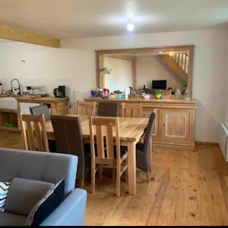 De 2 Chambres Avec Jardin Clos Et Wifi A Apartment Ribemont